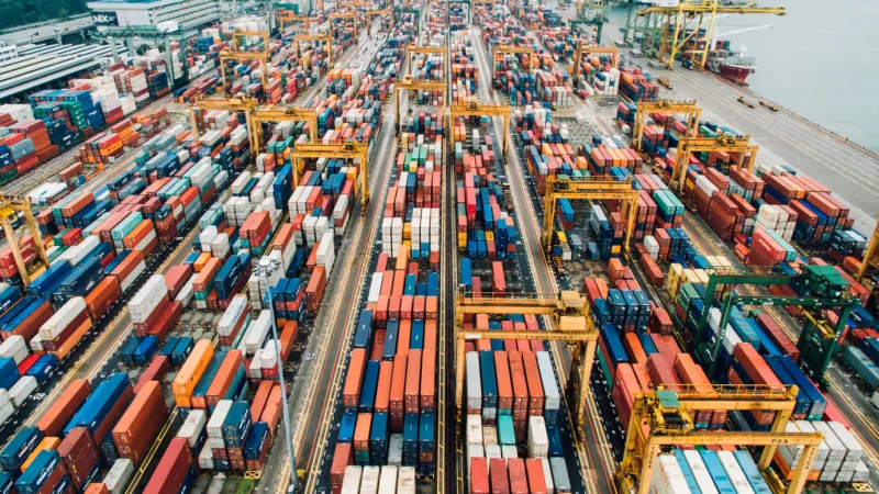 Déficit comercial dos EUA atinge US$ 63,6 bi em julho, alta de 19%