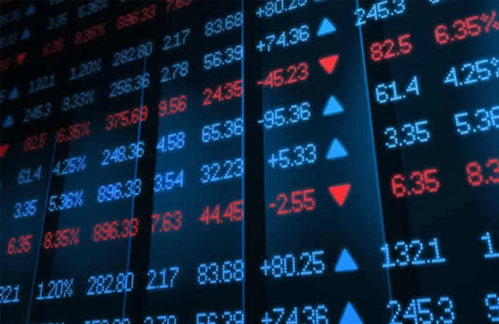 Ibovespa fecha em queda