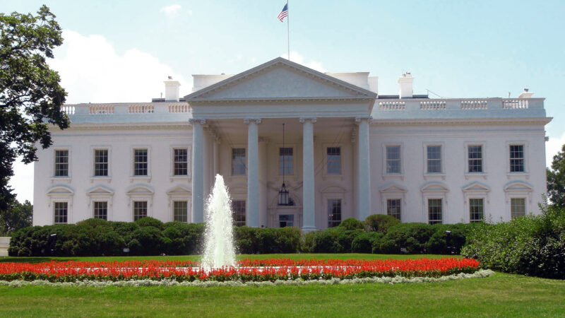 Casa Branca pede estímulos do Congresso para pequenos negócios nos EUA