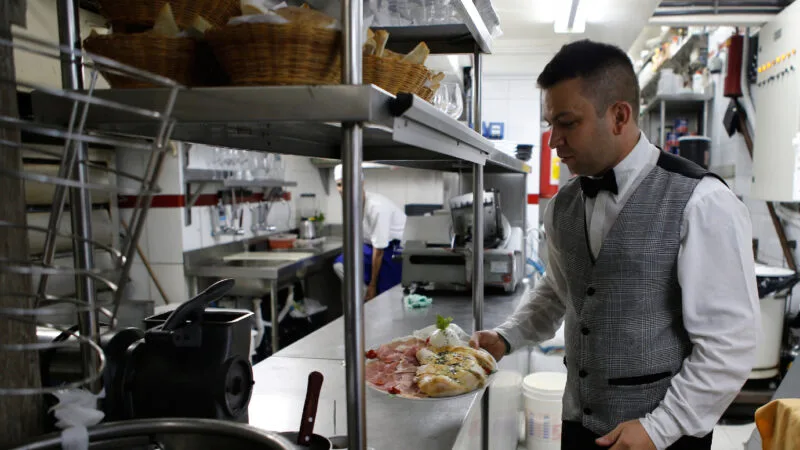 Coronavírus: estado de SP poderá reabrir comércio, bares e restaurantes