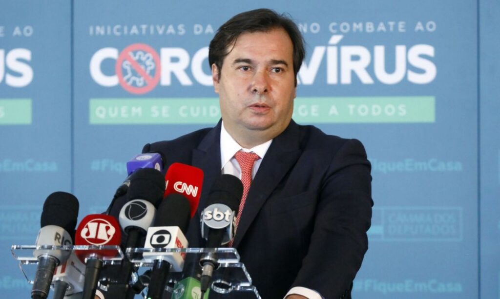 O presidente da Câmara, Rodrigo Maia, propôs à Casa uma reforma administrativa que atinja a estrutura do Legislativo.