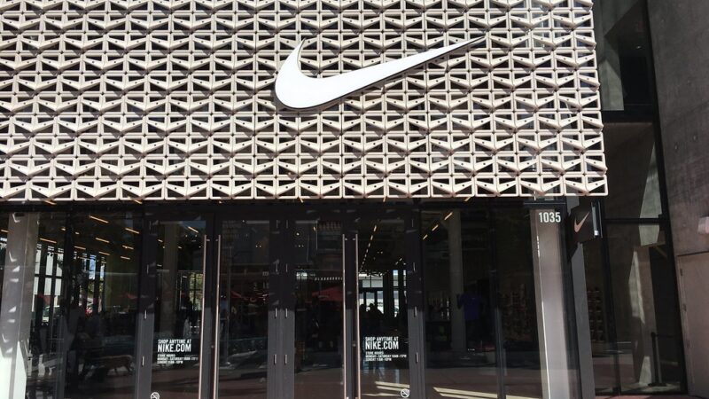 Nike: vendas se recuperam após desabar com coronavírus