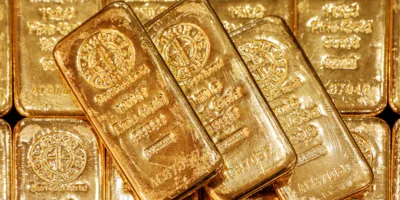 Commodities: Ouro tem leve alta, enquanto minério e petróleo recuam