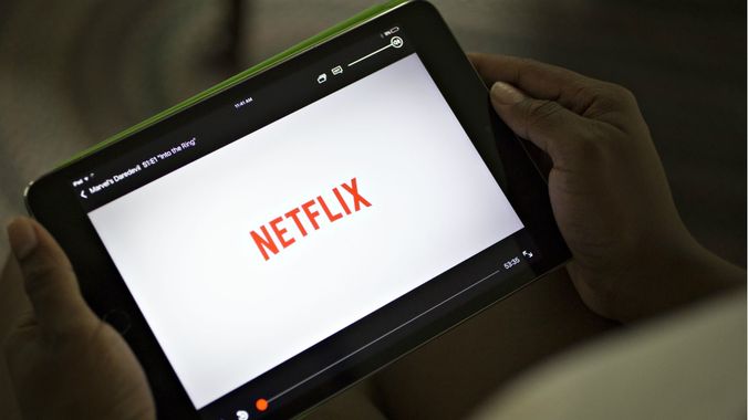 Veja 5 ações que você pode comprar economizando na assinatura do Netflix