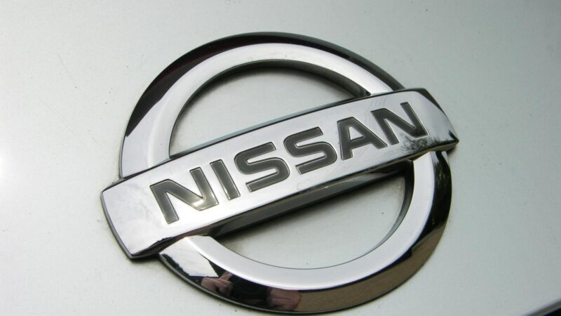 Nissan prevê que retomada do mercado de veículos será limitada por matéria-prima e preços