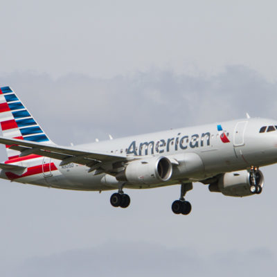 Coronavírus: American Airlines e United anunciam demissões