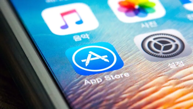 Apple corta pela metade comissão cobrada de desenvolvedores menores