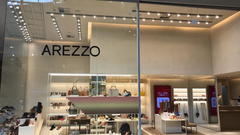 Ações da Arezzo (ARZZ3) disparam 10% após compra do grupo Reserva
