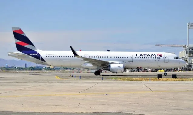Latam é condenada a pagar R$ 500 mil por dispensa abusiva