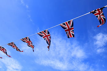 Reino Unido anuncia plano para estimular economia e zerar emissões de carbono