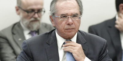 Coronavoucher: o auxílio deve acabar em dezembro, diz Guedes