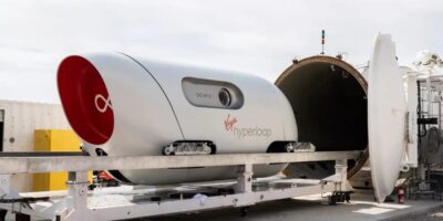Virgin Hyperloop One: trem-bala de 1.200 km/h conclui teste com humanos