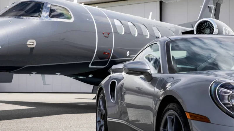 Embraer e Porsche produzirão jatos e carros executivos em parceria