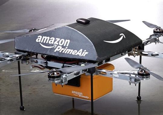 Amazon demite empregados e busca ajuda externa para projeto de drone