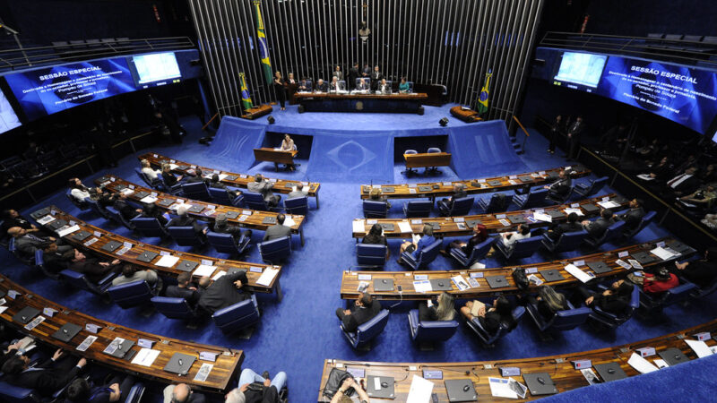Senado aprova PL que prevê socorro de R$ 4 bi a empresas de transporte