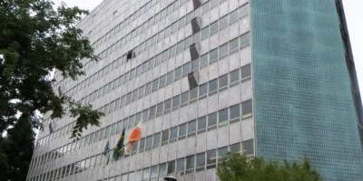 Bordeaux faz lance de R$ 2,395 bi e vence disputa pela Copel Telecom