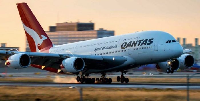 A Qantas Airways foi a primeira grande companhia aéra a admitir a possibilidade de requisitar vacina para voos internacionais