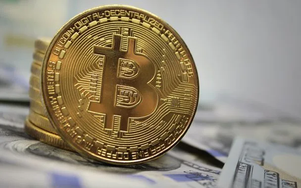Bitcoin dispara e bate máxima histórica em meio a rali em 2020