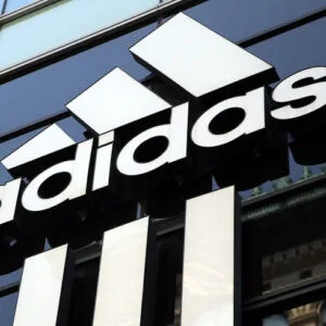 Adidas pode vender a marca Reebok nos Estados Unidos