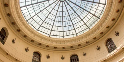 Bolsa de Valores: (Re)descubra 10 empresas centenárias cotadas na B3