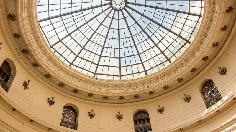 Bolsa de Valores: (Re)descubra 10 empresas centenárias cotadas na B3
