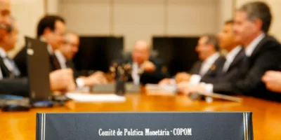 Com inflação no radar, Copom deve elevar Selic pela primeira vez em 6 anos