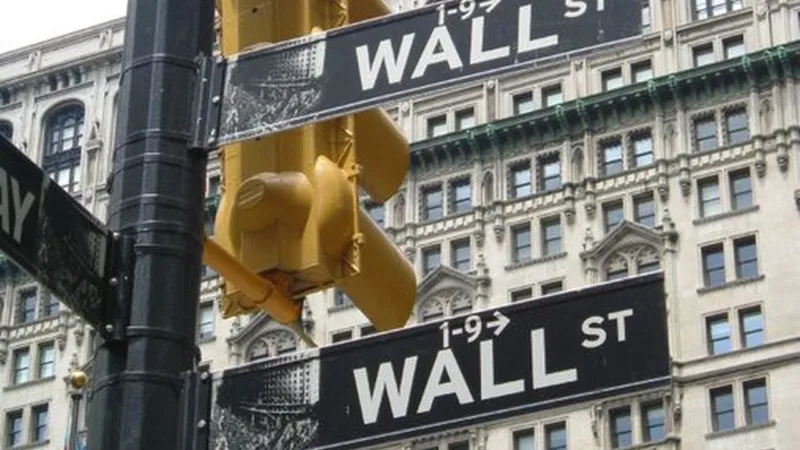 S&P 500 volta a bater recorde; bolsas mundiais animam mais uma semana de ganhos
