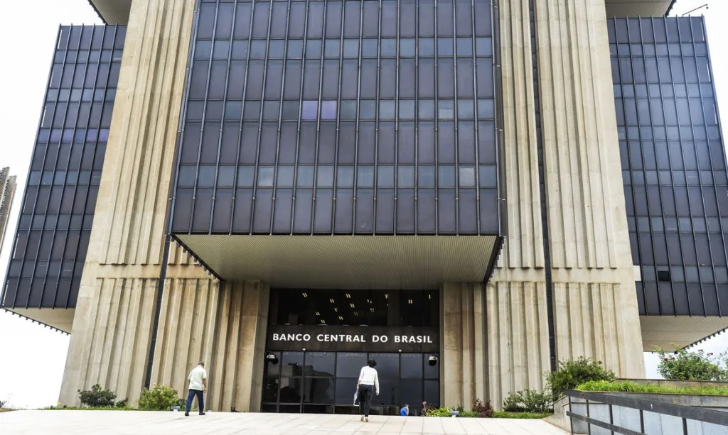 Selic continua em 2% ao ano após reunião do Copom