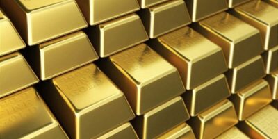 Ouro tem perdas pressionado pela valorização do dólar