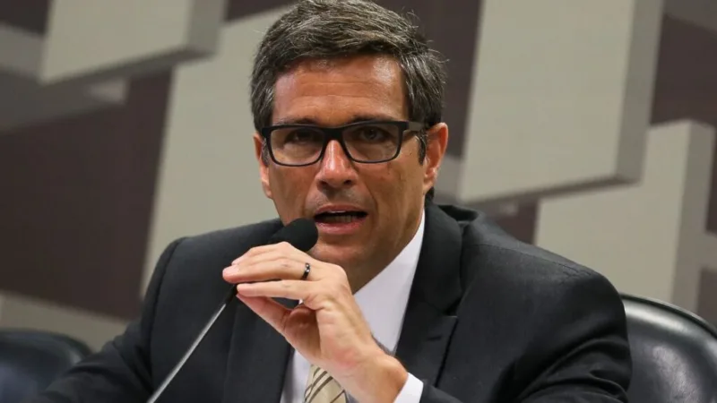 Agenda do Dia: Indústria americana, PMI da China, Guedes com Comex