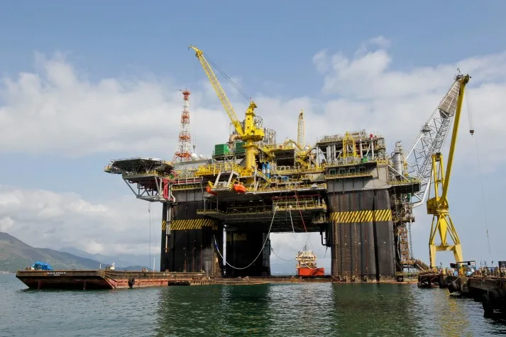 AIE corta previsão para alta na demanda global por petróleo em 2021