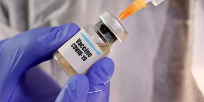 Vacinas: Pfizer e AstraZeneca solicitam à Índia aval para uso emergencial