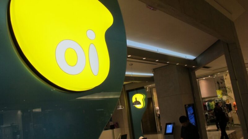 Oi (OIBR3) vai receber R$ 250 milhões à vista pela venda de data centers