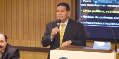 Huawei fora do 5G vai custar mais caro, diz Mourão