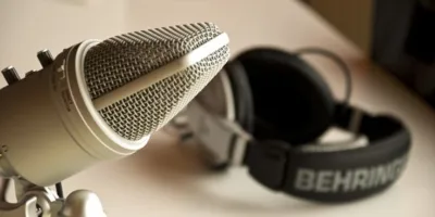 Amazon negocia compra de produtora de podcasts Wondery, diz jornal