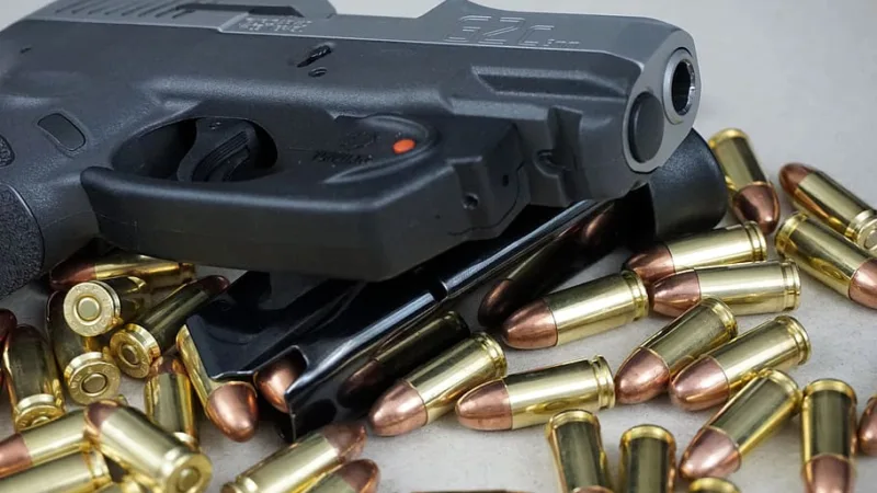 Imposto sobre importação de arma volta; medida afetava Taurus (TASA4)