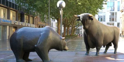 S&P 500 cai 0,79%; bolsas mundiais fecham em desacordo, mas com viés positivo