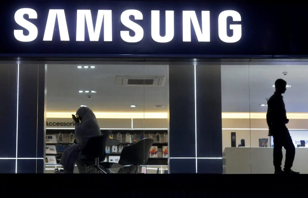 Samsung firma parceria com IBM