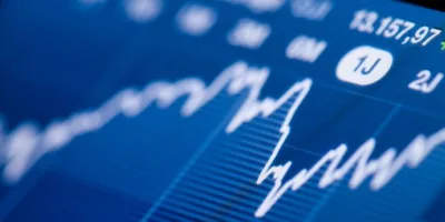 S&P 500 sobe 0,28%; bolsas mundiais fecham sem direção única