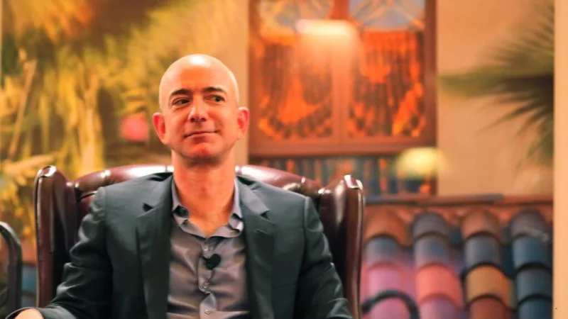 Dormir pouco é a chave do sucesso? Para Jeff Bezos, não