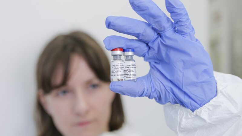 EpiVacCorona: segunda vacina russa é 100% eficaz, diz órgão regulador