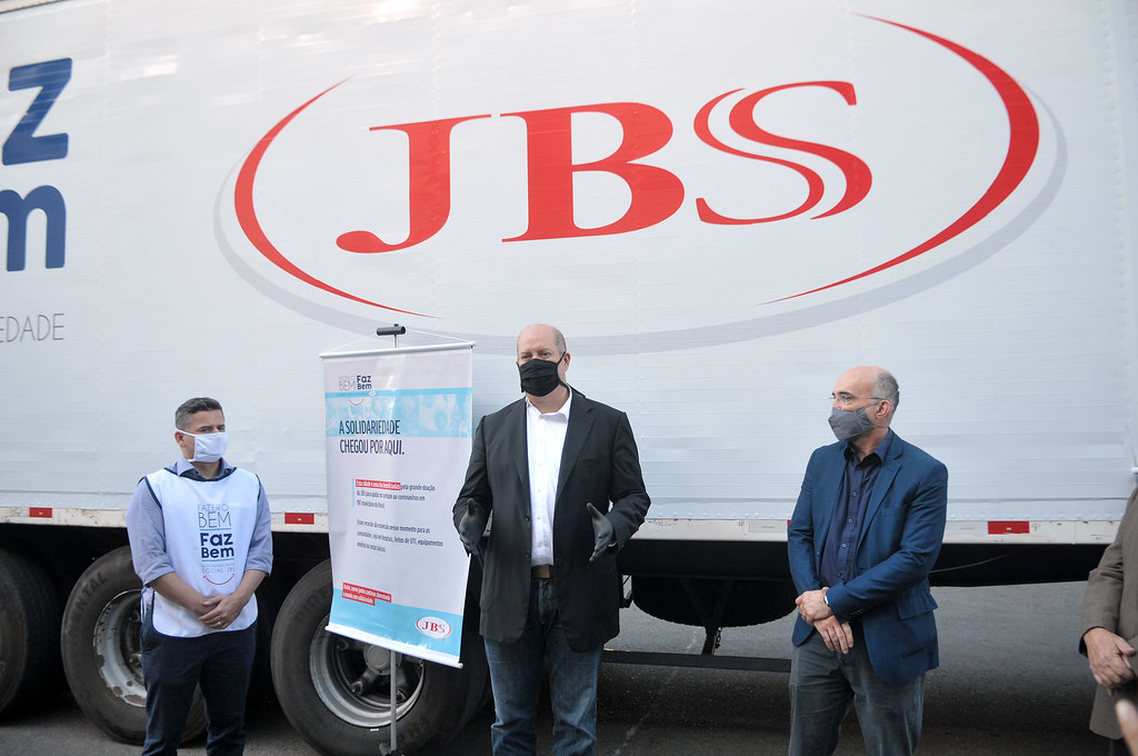 A ação da JBS (JBSS3) encerrou o pregão desta sexta-feira em leve alta de 0,08%, valendo R$ 24,58.