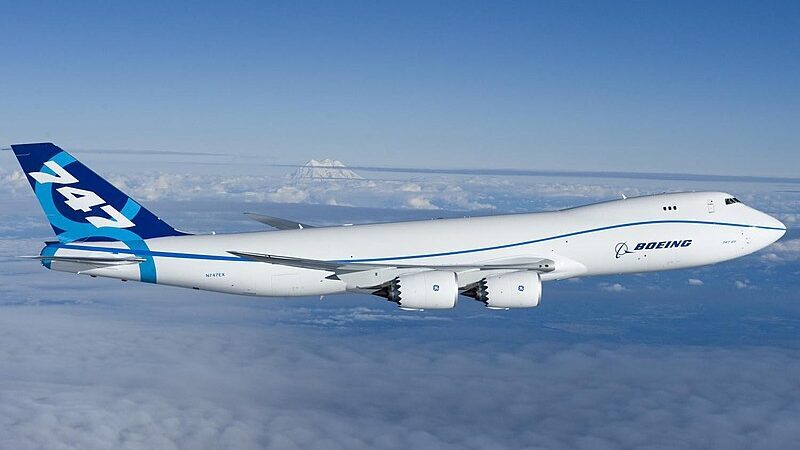Boeing deve entregar aeronaves certificadas para voar com combustíveis sustentáveis até 2030
