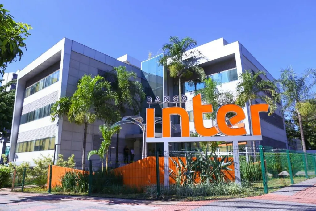 O Banco Inter (BIDI11) prepara o lançamento de um serviço de delivey em seu aplicativo.