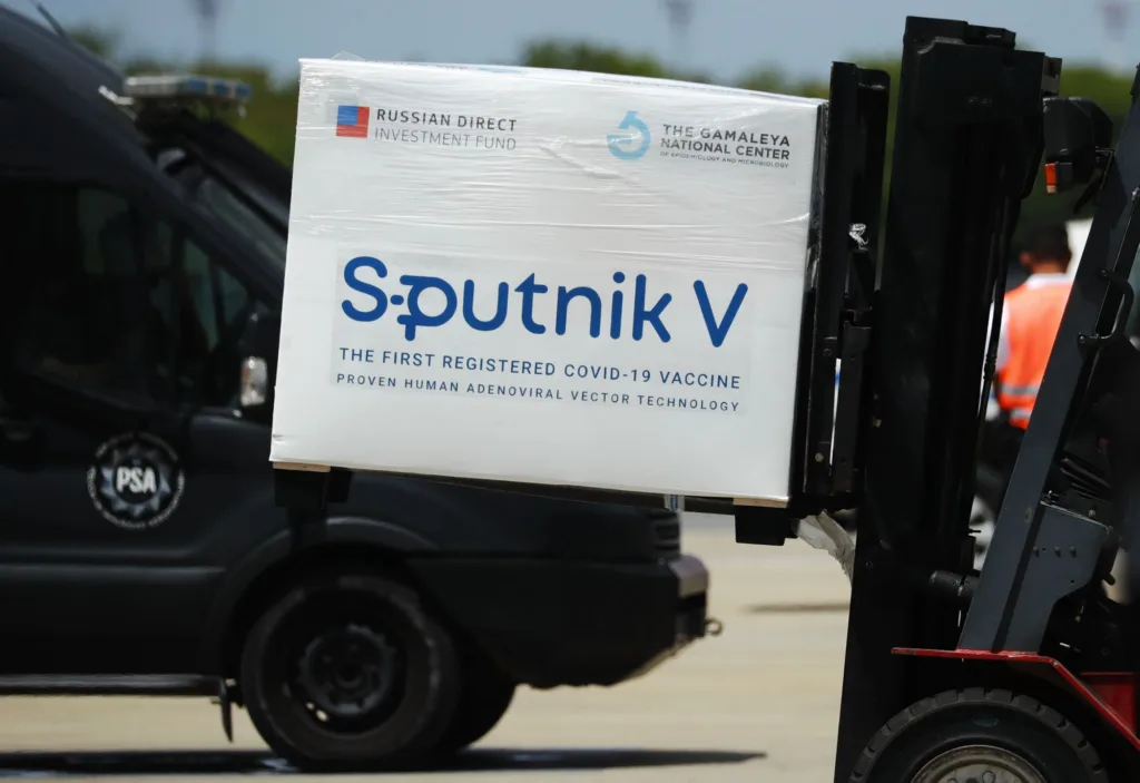 A Anvisa informou que fará uma reunião, hoje, com a União Química acerca da vacina russ Sputnik V.