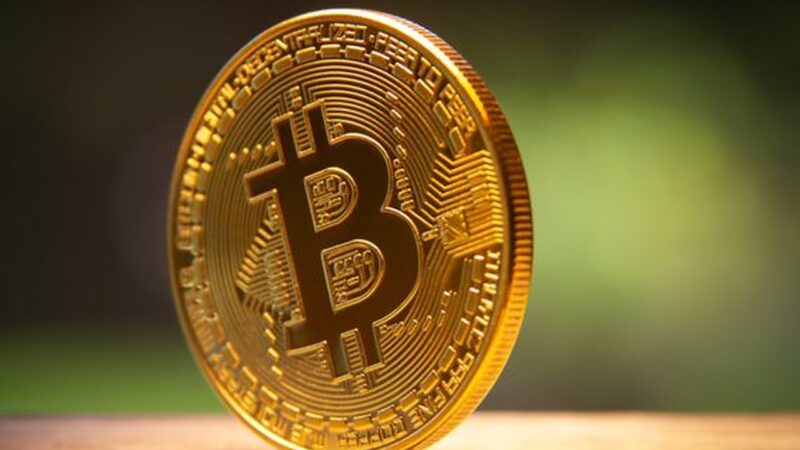 Bitcoin bate US$ 40 mil e mercado de criptoativos já vale mais de US$ 1 tri