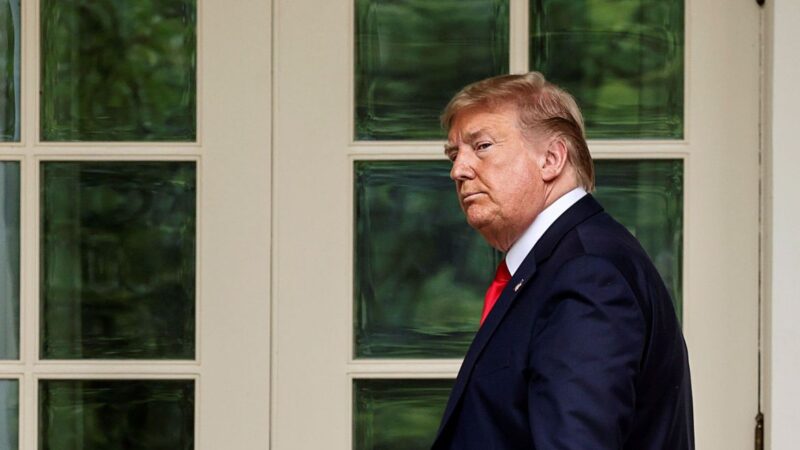 Trump diz que abertura de impeachment contra ele é perigoso