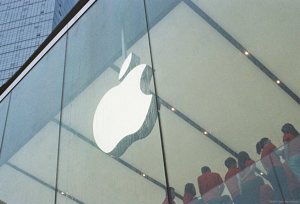 Apple tem vendas recordes durante festas de fim de ano de 2020