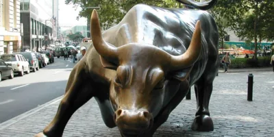 S&P 500 vai à máxima em dia positivo para as bolsas mundiais com posse de Biden