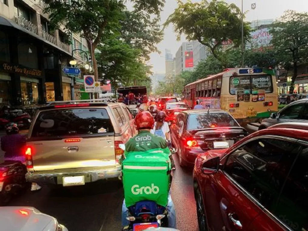 A Grab, concorrente da Uber, pretende fazer uma oferta inicial de ações (IPO) nos EUA, ainda este ano.